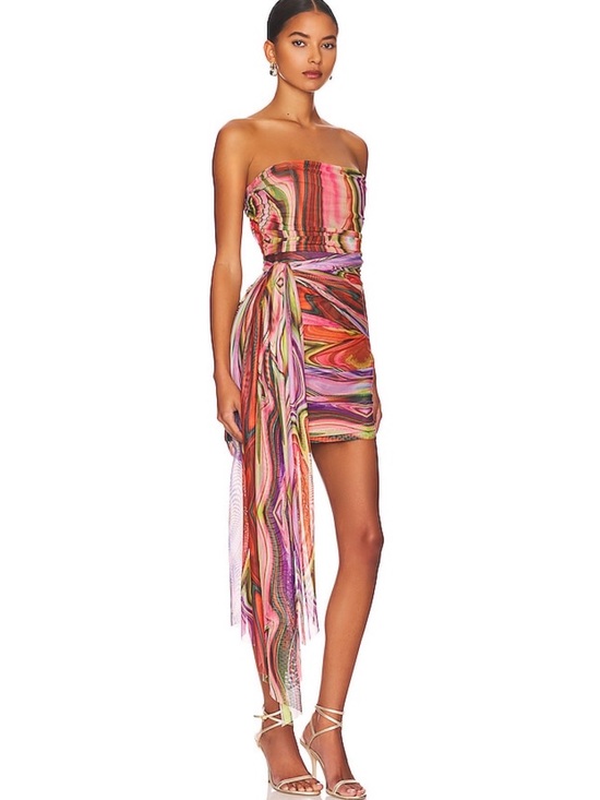 Elliatt Dresses & Skirts - Elliatt Nala Multicolor Strapless Mini Dress with Draped Sash